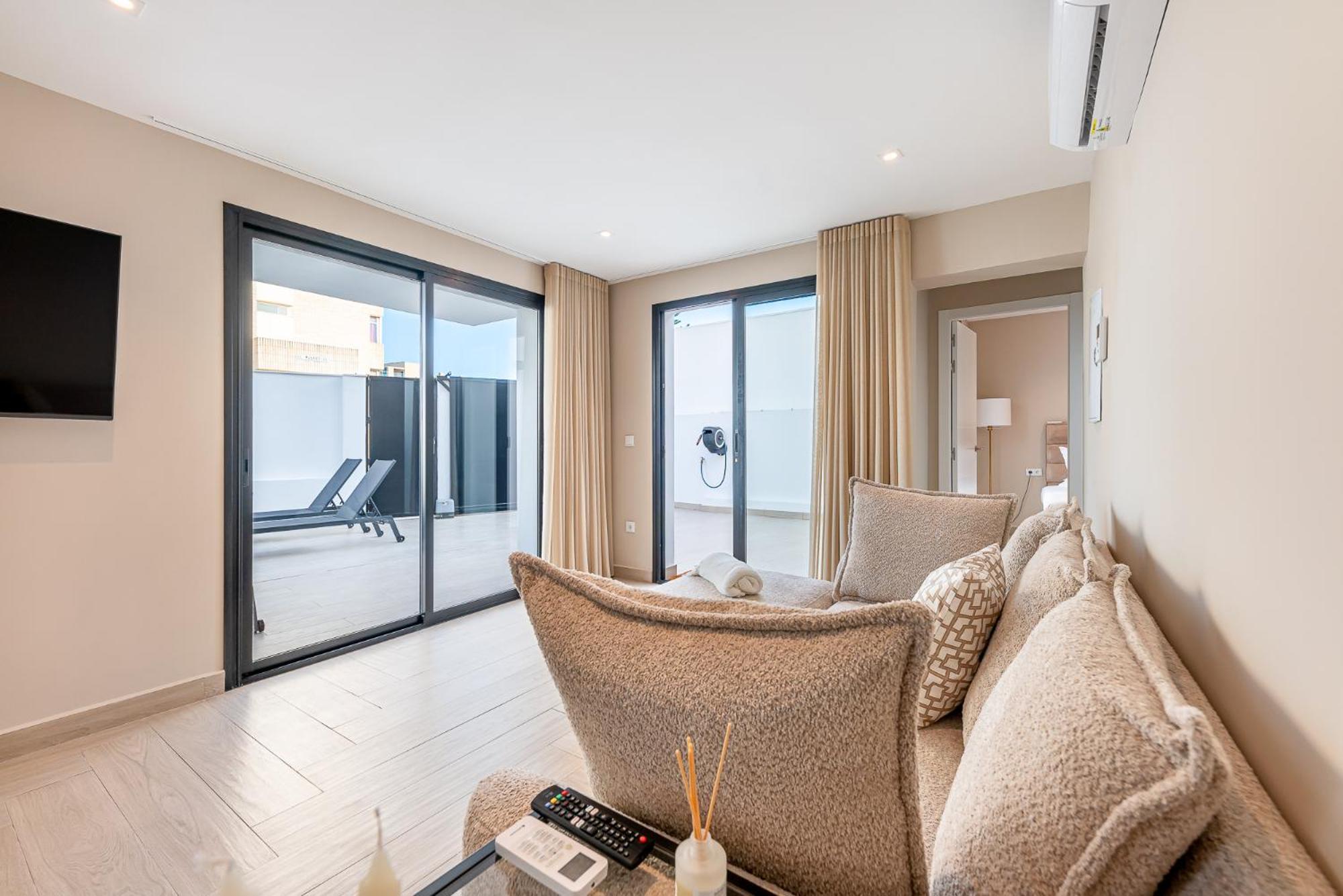 Malaga Vacation Five Minutes From The Port Of Pool And Sun