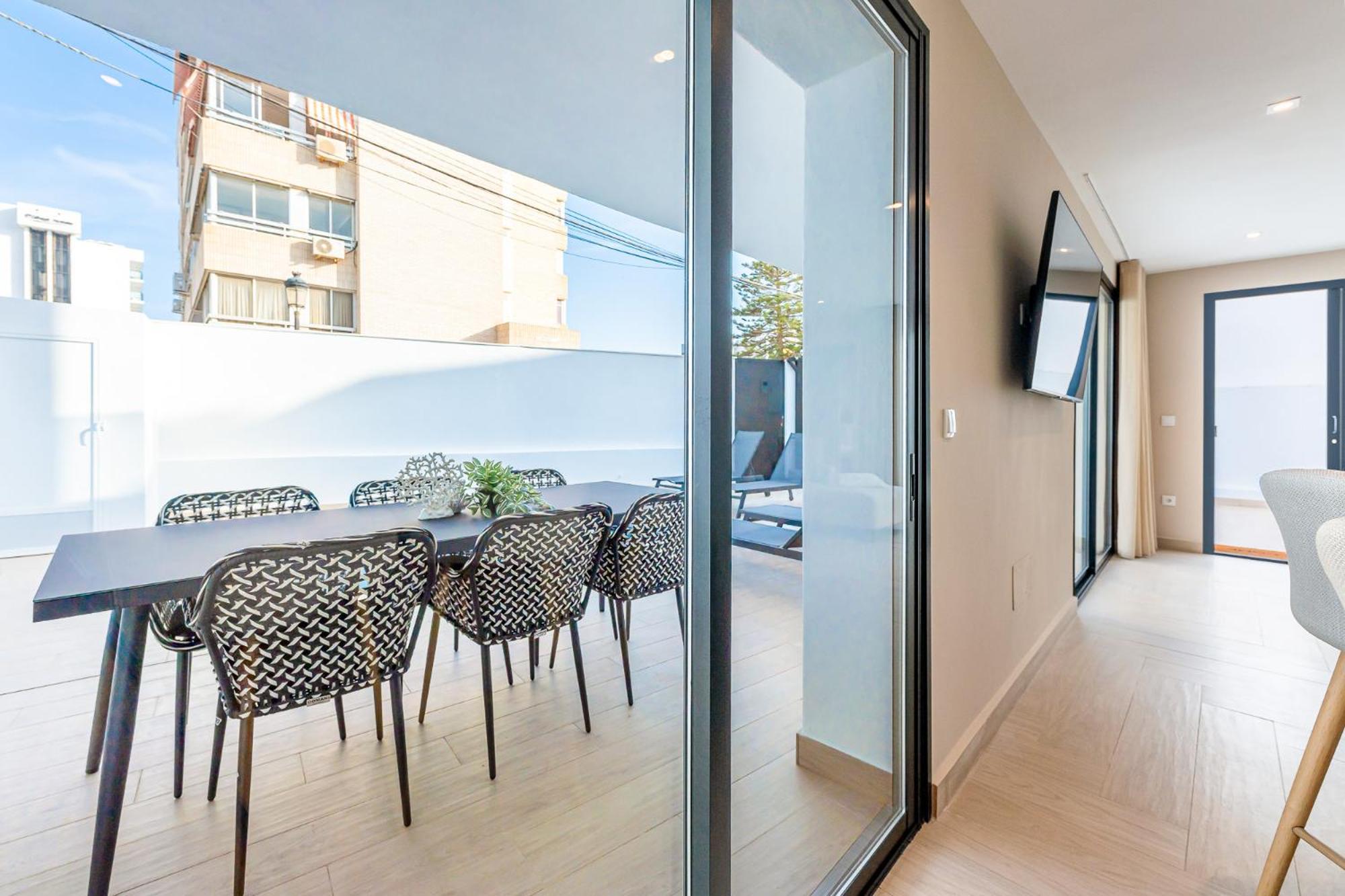 Malaga Vacation Five Minutes From The Port Of Pool And Sun Apartment Benalmadena