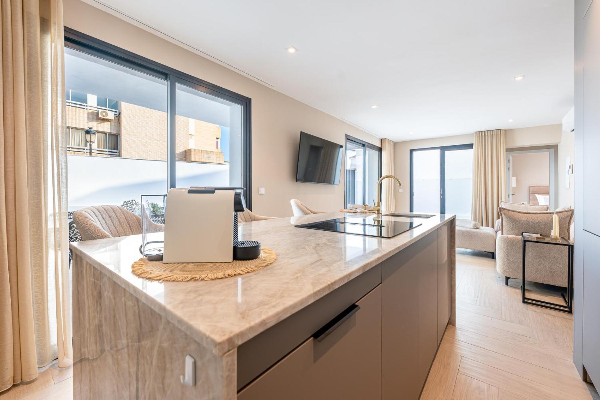 Apartment Malaga Vacation Five Minutes From The Port Of Pool And Sun