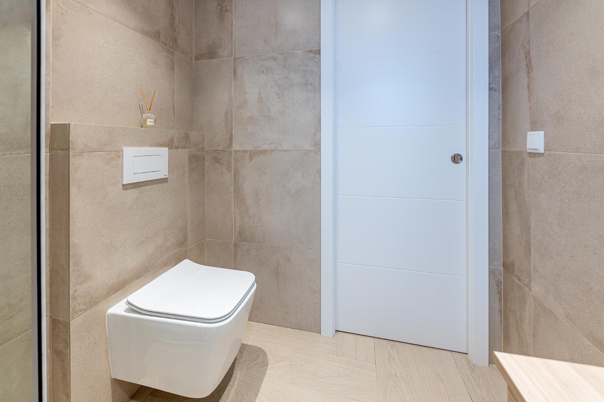 Malaga Vacation Five Minutes From The Port Of Pool And Sun Benalmadena