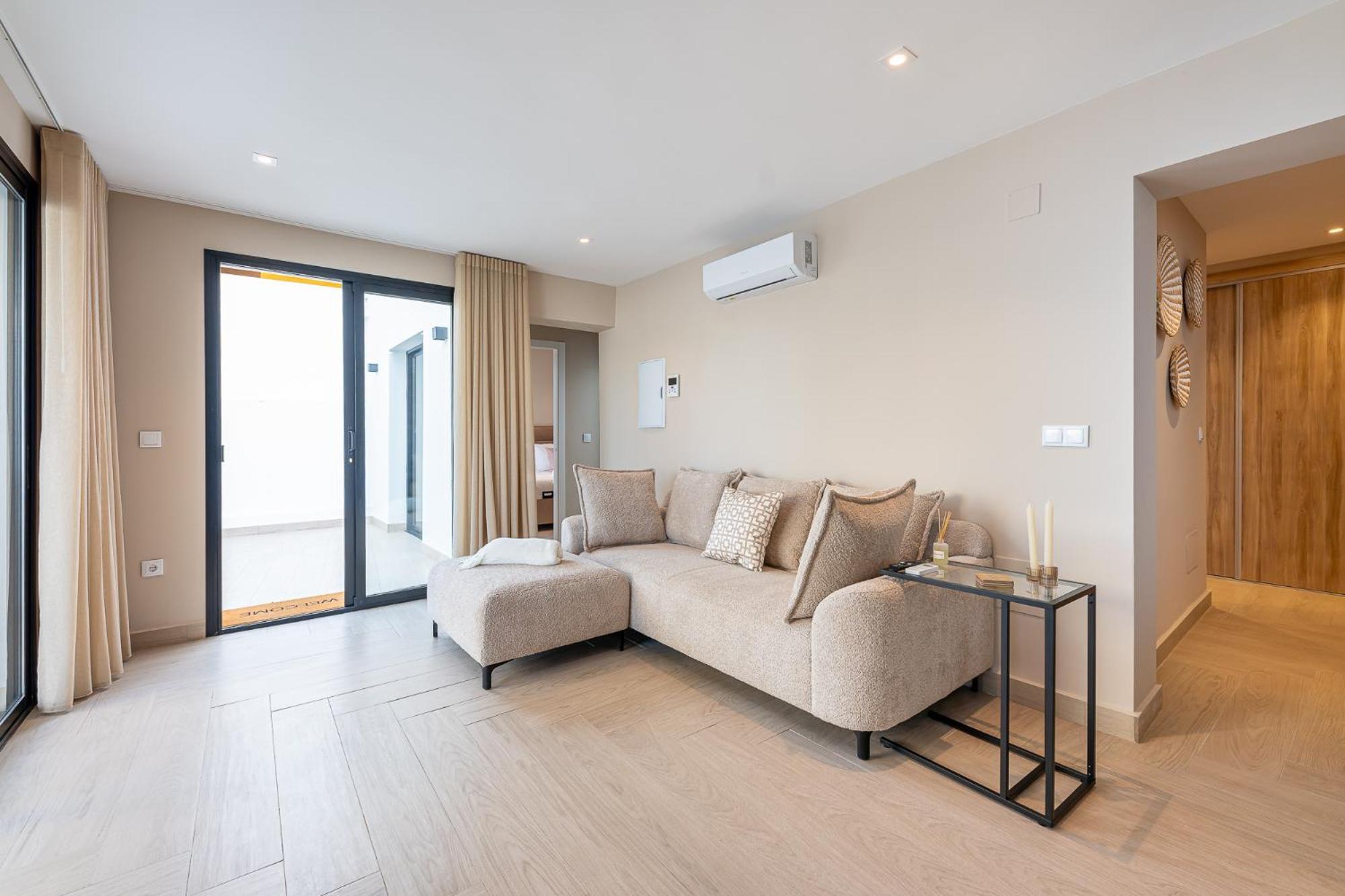 Apartment Malaga Vacation Five Minutes From The Port Of Pool And Sun